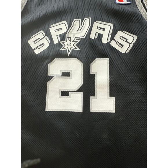 San Antonio Spurs Vintage Boys Jersey Tim Duncan 21 Champion RARE Size 10-12 - Picture 3 of 9